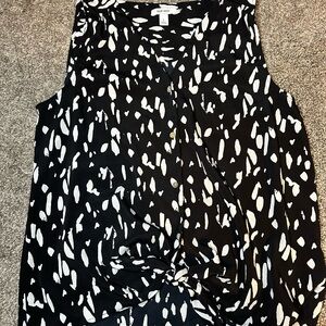 Nine West Black and White Sleeveless Tie Front Blouse